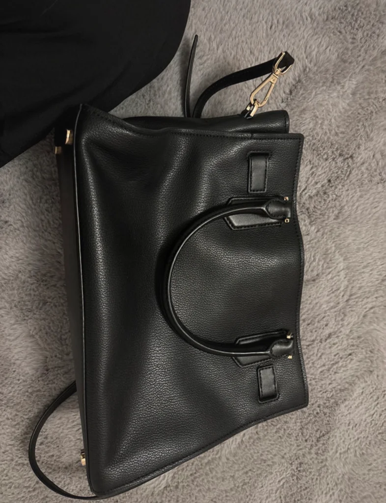 Sac Michael Kors Hamilton – Cuir noir – Très bon état – 240€ – photo 3
